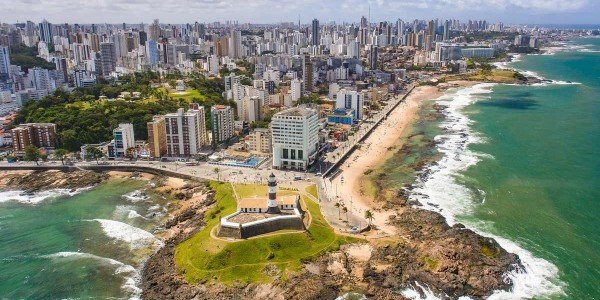  Conectando Salvador com Internet de Alta Velocidade e Qualidade